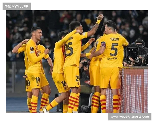 巴黎在主场为冬窗新援德罗举行亮相仪式，27号球衣有望上演首秀